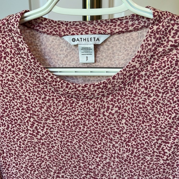 Athleta breezy tank - Picture 2 of 4